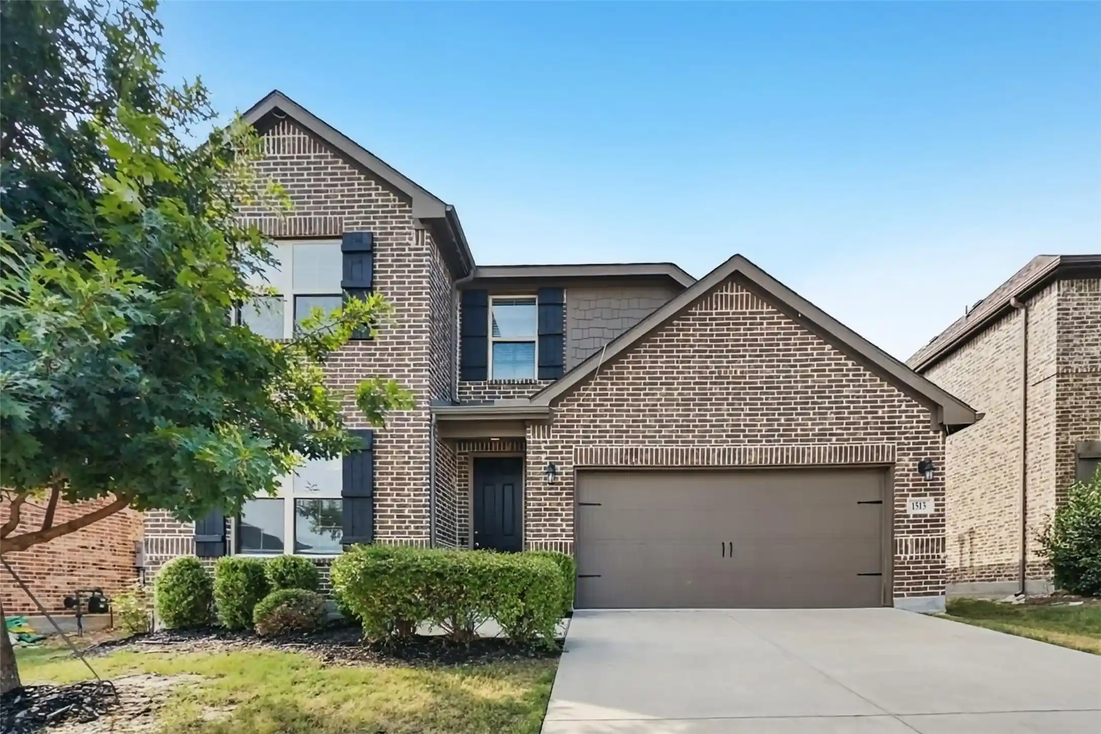 Photo 1 of Single family home for sale at 1513 Tumbleweed Trl, Argyle, TX 76226 | MLS# 21396030 | Listing updated on 2026-10-16