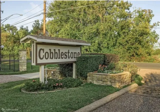 Photo 2 of Townhouse for sale at 267 Settlers Park Dr, Shreveport, LA 71115 | MLS# 21397214 | Listing updated on 2026-09-28