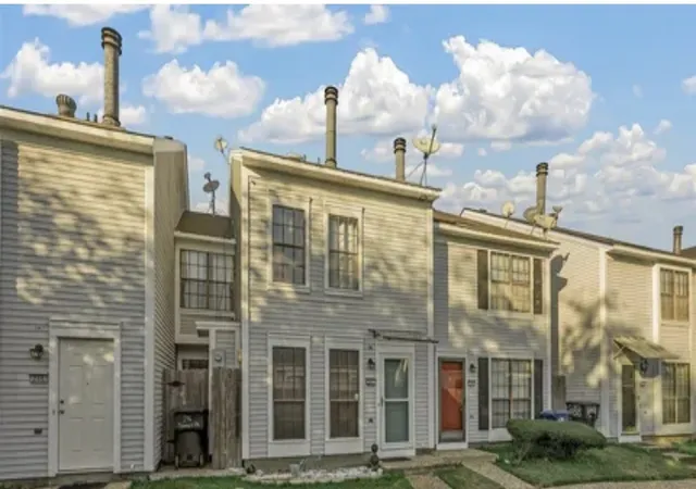 Photo 3 of Townhouse for sale at 267 Settlers Park Dr, Shreveport, LA 71115 | MLS# 21397214 | Listing updated on 2026-09-28