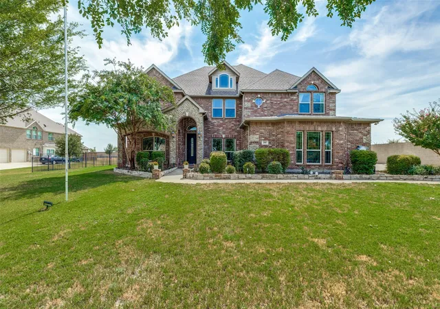 Photo 1 of Single family home for sale at 195 Las Colinas Trl, Cross Roads, TX 76227 | MLS# 21397157 | Listing updated on 2026-10-03