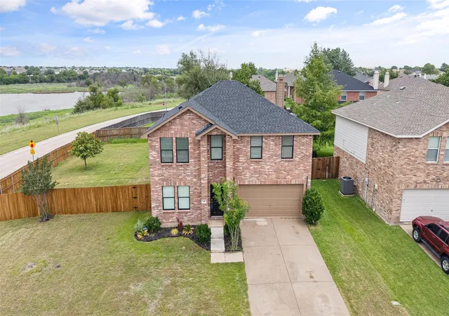 Photo 3 of Single family home for sale at 1110 Chilton Dr, Wylie, TX 75098 | MLS# 21392847 | Listing updated on 2026-10-09