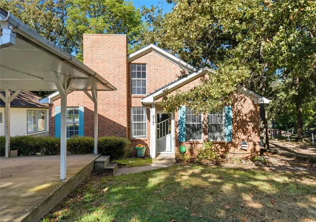 Photo 1 of Single family home for sale at 517 Shore Line Dr, Tool, TX 75143 | MLS# 21397061 | Listing updated on 2026-09-30