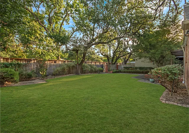 Photo 2 of Single family home for sale at 5859 Colhurst St, Dallas, TX 75230 | MLS# 21397055 | Listing updated on 2026-09-30