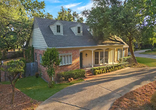 Photo 3 of Single family home for sale at 5859 Colhurst St, Dallas, TX 75230 | MLS# 21397055 | Listing updated on 2026-09-30
