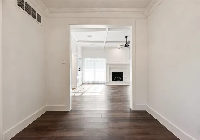 Photo 4 of Single family home for sale at 6313 Chelsea Way, Garland, TX 75044 | MLS# 21397004 | Listing updated on 2026-09-30
