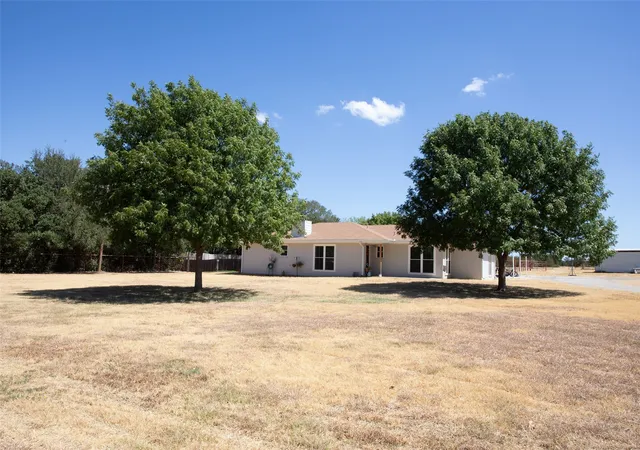 Photo 2 of Single family home for sale at 481 Lower Tonk Valley Rd, Graham, TX 76450 | MLS# 21397269 | Listing updated on 2026-09-28