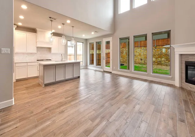 Photo 3 of Single family home for sale at 4237 Capstone Rd, Midlothian, TX 76065 | MLS# 21396977 | Listing updated on 2026-10-06