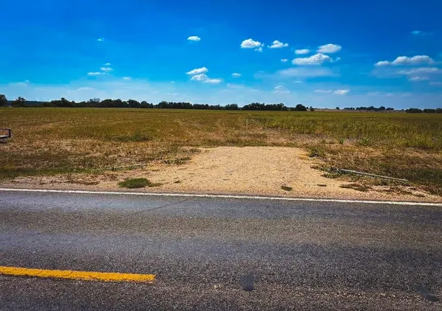 Photo 2 of Land for sale at Tbd Cr 3061, Thorndale, TX 76577 | MLS# 21397327 | Listing updated on 2026-09-28