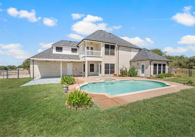 Photo 37 of Single family home for sale at 141 Blue Sky Dr, Decatur, TX 76234 | MLS# 21397331 | Listing updated on 2026-10-10