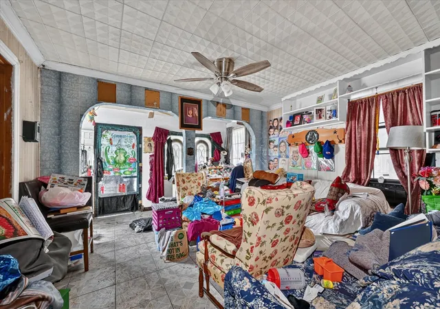 Photo 3 of Single family home for sale at 1727 Morris St, Dallas, TX 75212 | MLS# 21397097 | Listing updated on 2026-10-03