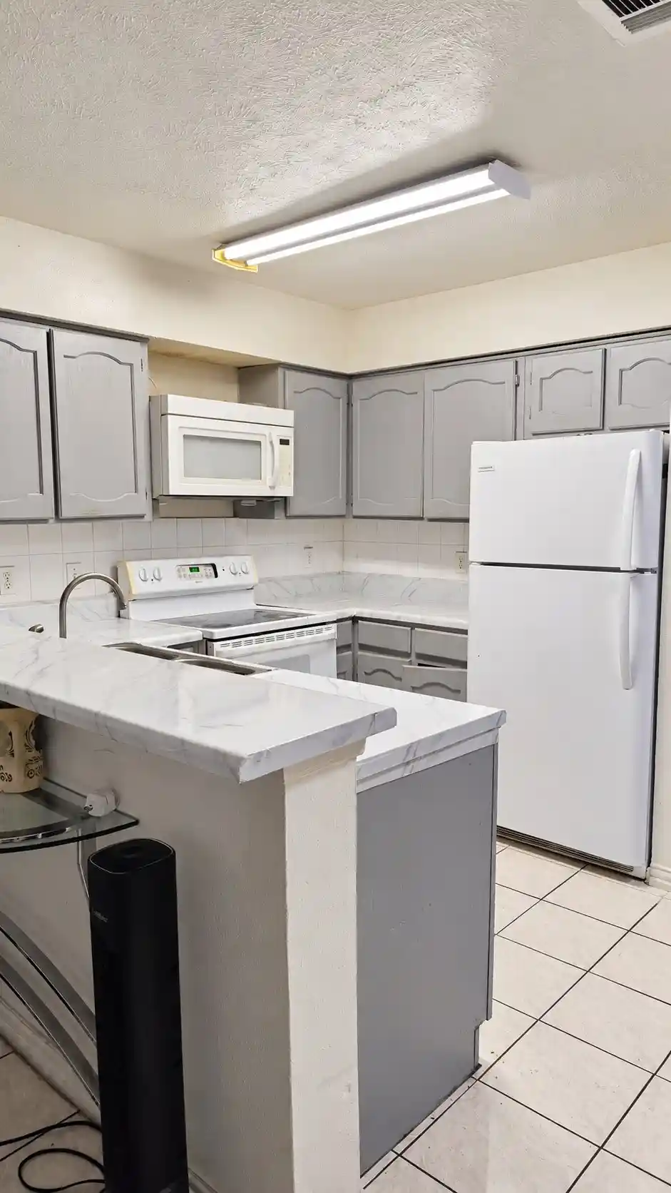Listing Photo 5 - Condo for sale in 3022 Forest Ln located at 3022 Forest Ln, Dallas, TX 75234 - Unit #209