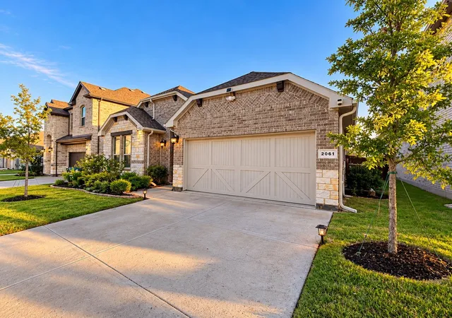 Photo 2 of Single family home for sale at 2061 St Andrews Way, Argyle, TX 76226 | MLS# 21397395 | Listing updated on 2026-10-08