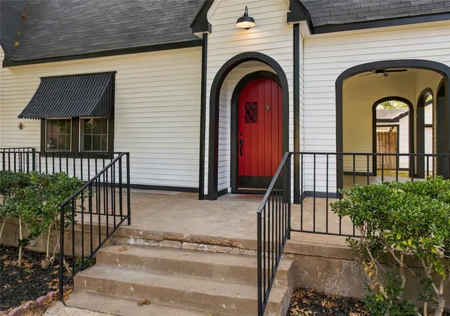 Photo 3 of Single family home for sale at 1120 1st Street, Cooper, TX 75432 | MLS# 21397403 | Listing updated on 2026-09-28