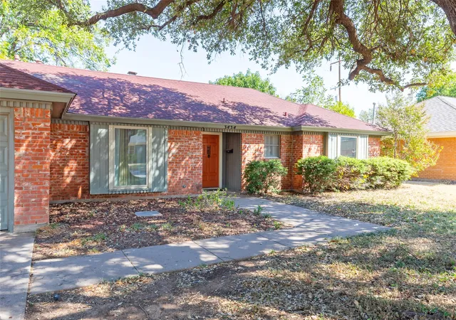 Photo 2 of Single family home for sale at 3434 Santa Monica Dr, Abilene, TX 79605 | MLS# 21396762 | Listing updated on 2026-10-08