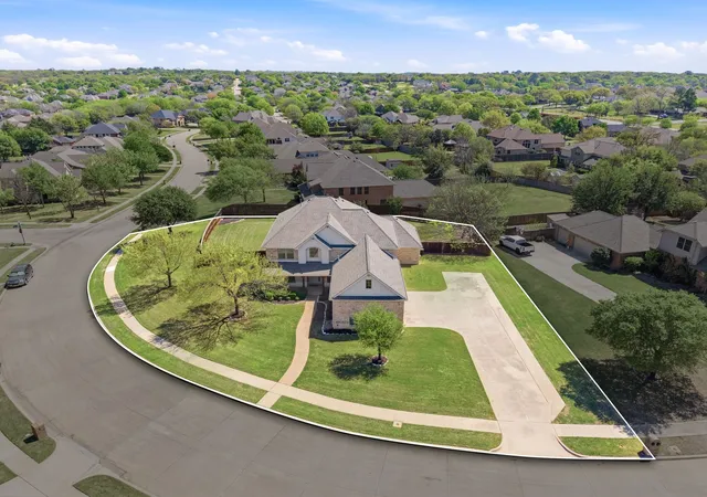 Photo 3 of Single family home for sale at 501 Unbridled Ln, Keller, TX 76248 | MLS# 21397465 | Listing updated on 2026-09-28