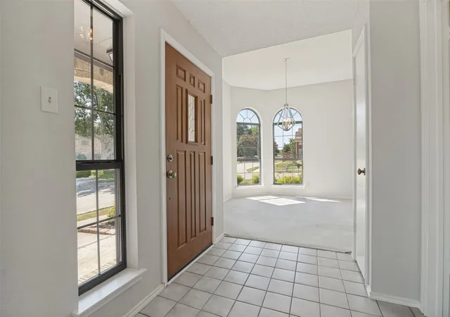 Photo 3 of Single family home for sale at 3801 Suffolk Ln, Plano, TX 75023 | MLS# 21397508 | Listing updated on 2026-10-08