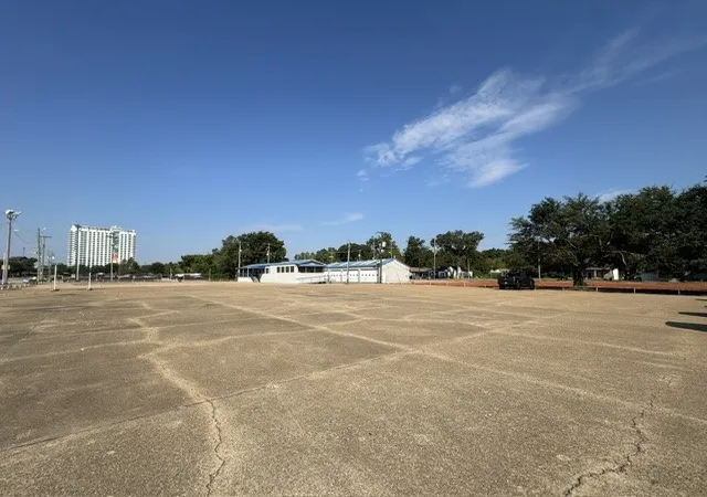 Photo 3 of Land for sale at 207 E Texas St, Bossier City, LA 71111 | MLS# 21397510 | Listing updated on 2026-09-28