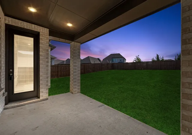 Photo 2 of Single family home for sale at 683 Brockwell Bnd, Forney, TX 75126 | MLS# 21392064 | Listing updated on 2026-10-08