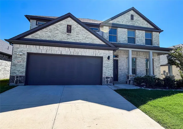 Photo 3 of Single family home for sale at 2429 Linto St, Fort Worth, TX 76179 | MLS# 21397374 | Listing updated on 2026-10-10