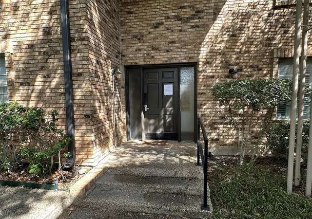 Photo 3 of Condo for sale at 7939 Royal Ln #225, Dallas, TX 75230 | MLS# 21396483 | Listing updated on 2026-09-28