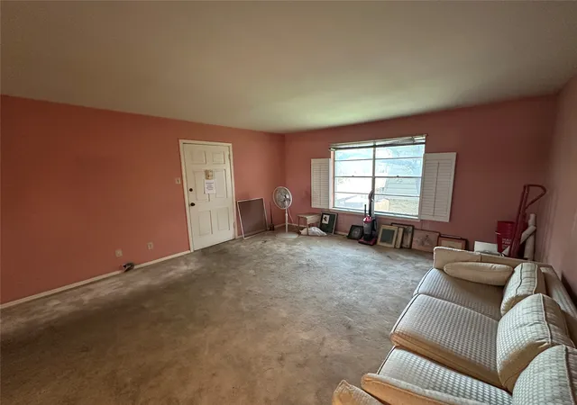 Listing Photo 5 - Condo for sale in building located at 7939 Royal Ln, Dallas, TX 75230 - Unit #225