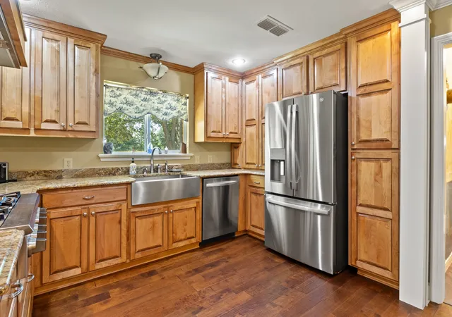 Photo 4 of House for sale at 579 Fm 1522, Pittsburg, TX 75686 | MLS# 21396295 | Listing updated on 2026-09-28