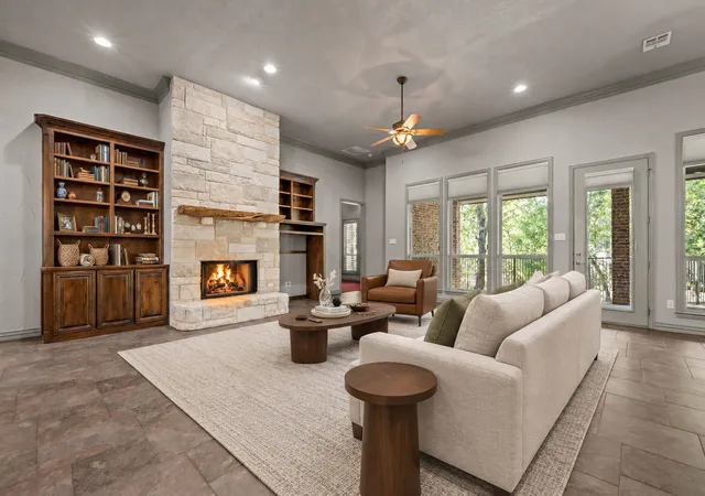 Photo 3 of Single family home for sale at 6318 Sonora Dr, Granbury, TX 76049 | MLS# 21397488 | Listing updated on 2026-09-29