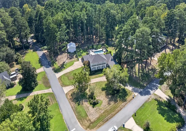Photo 3 of Single family home for sale at 10110 Stonehedge Dr, Shreveport, LA 71106 | MLS# 21396178 | Listing updated on 2026-10-05