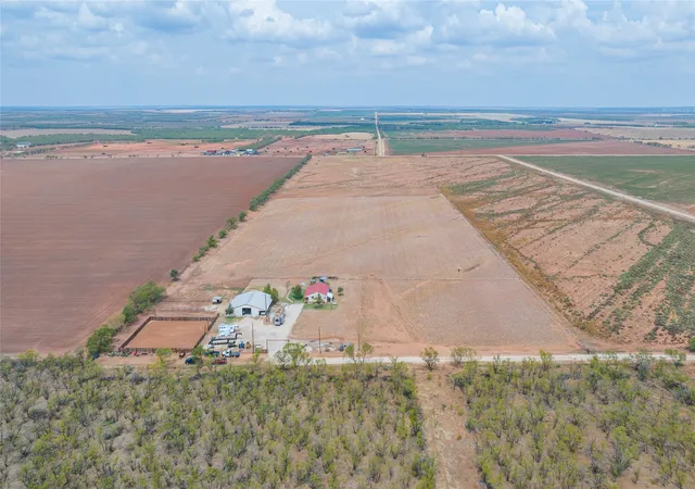 Photo 3 of Single family home for sale at 14505 County Rd 453, Merkel, TX 79536 | MLS# 21394515 | Listing updated on 2026-09-28