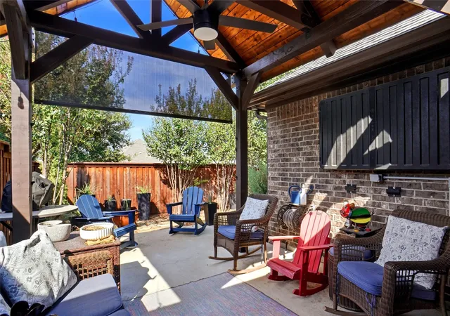 Photo 3 of Sale Pending at 905 Mary Dr, Hurst, TX 76053 | MLS# 21393170 | Listing updated on 2026-10-05