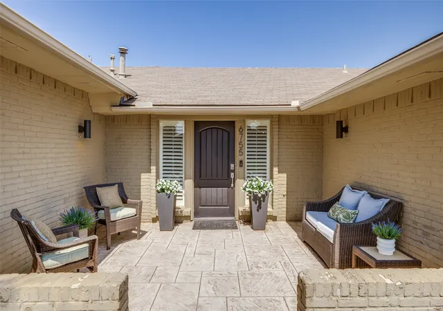 Photo 2 of Sale Pending at 6755 Hillwood Ln, Dallas, TX 75248 | MLS# 21395243 | Listing updated on 2026-10-09