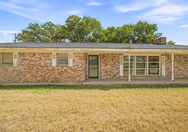 Photo 2 of Land for sale at 12592 N Us Hwy 377, Stephenville, TX 76401 | MLS# 21397460 | Listing updated on 2026-09-28