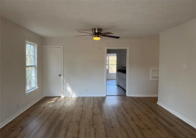 Photo 3 of Single family home for sale at 2913 Ave A, Fort Worth, TX 76105 | MLS# 21397729 | Listing updated on 2026-09-28