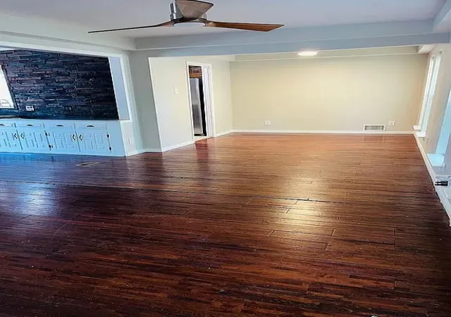 Photo 3 of Single family home for sale at 9406 Hunters Crk Dr, Dallas, TX 75243 | MLS# 21397274 | Listing updated on 2026-10-06