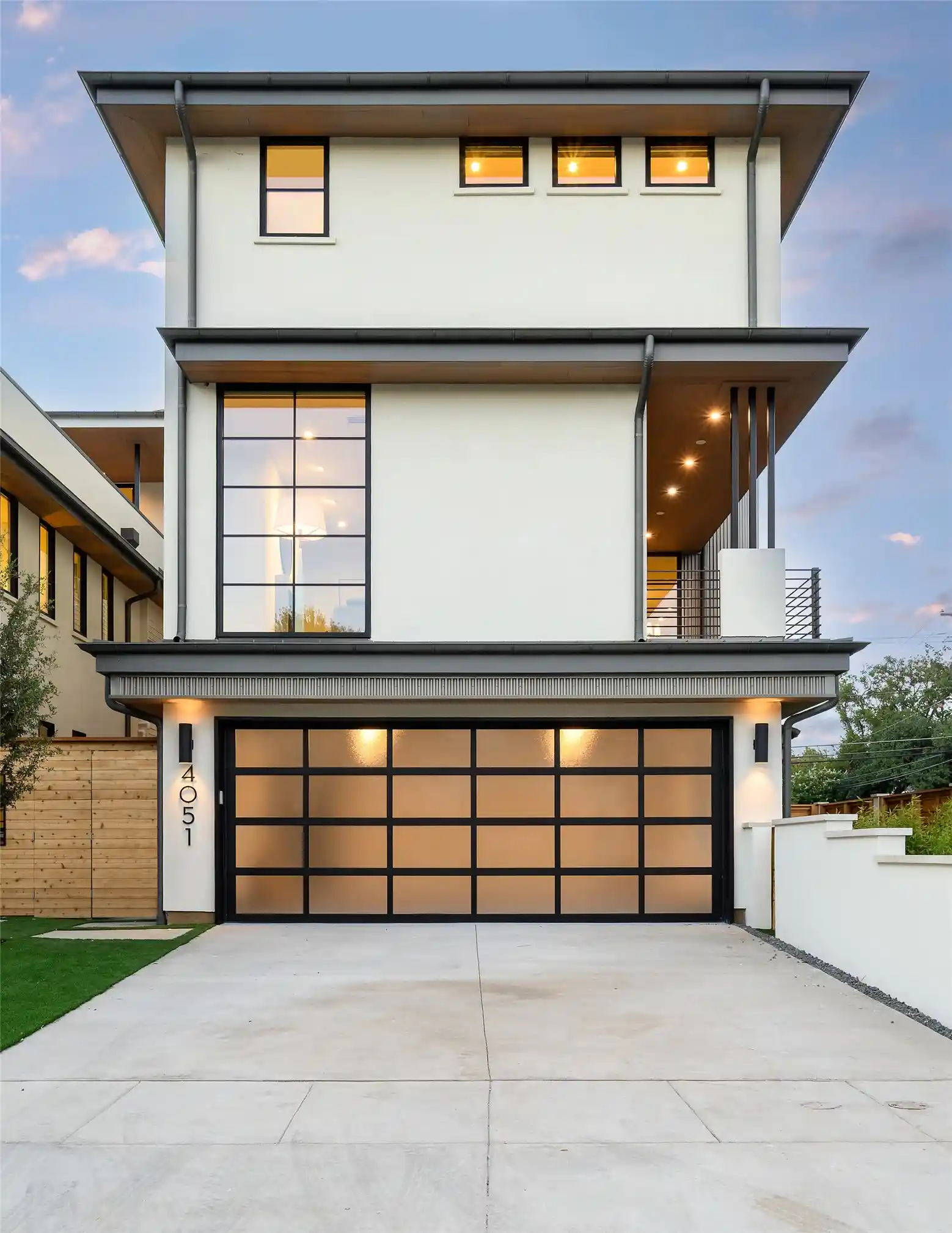 Photo 1 of Single family home for sale at 4051 Hawthorne Ave, Dallas, TX 75219 | MLS# 21397494 | Listing updated on 2026-10-11