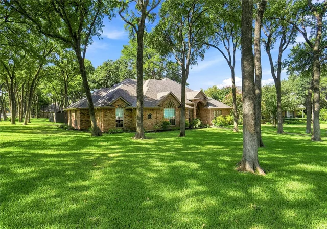 Photo 2 of Sale Pending at 1630 Kingsmill Ct, Keller, TX 76248 | MLS# 21397224 | Listing updated on 2026-10-05