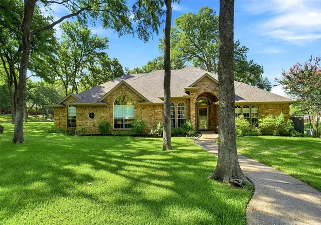 Photo 3 of Sale Pending at 1630 Kingsmill Ct, Keller, TX 76248 | MLS# 21397224 | Listing updated on 2026-10-05