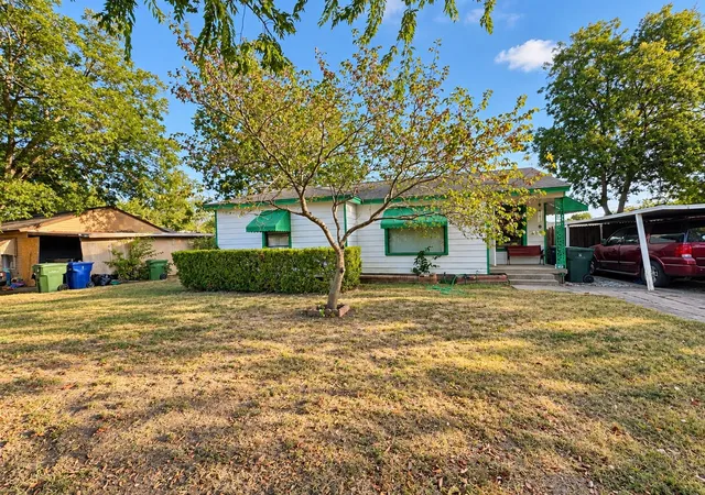 Photo 1 of Single family home for sale at 616 Chandler Dr, Garland, TX 75040 | MLS# 21397864 | Listing updated on 2026-10-06