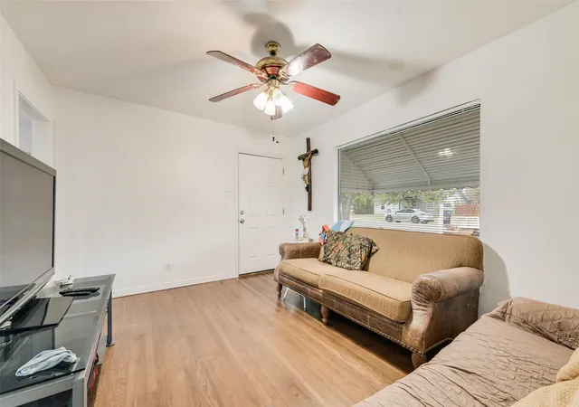 Photo 2 of Single family home for sale at 616 Chandler Dr, Garland, TX 75040 | MLS# 21397864 | Listing updated on 2026-10-06