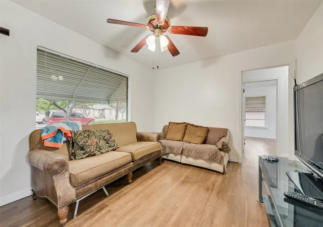 Photo 3 of Single family home for sale at 616 Chandler Dr, Garland, TX 75040 | MLS# 21397864 | Listing updated on 2026-10-06