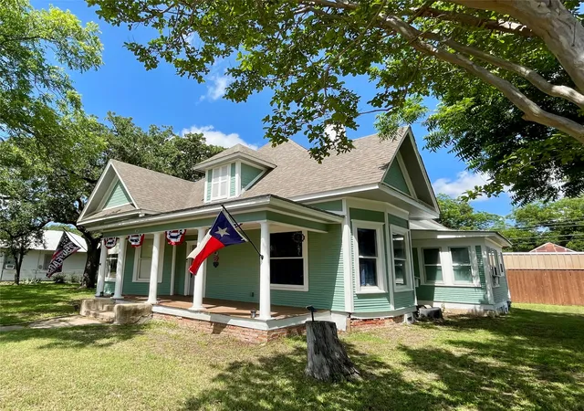 Single family home for sale at 200 N Ave C, Cross Plains, TX 76443 | MLS# 21397697
