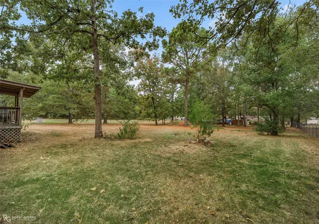 Photo 3 of Manufactured home for sale at 8162 Peaceful Ln, Shreveport, LA 71107 | MLS# 21397916 | Listing updated on 2026-10-07