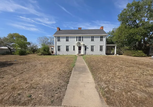 Photo 1 of Single family home for sale at 401 S 8th Street, Coolidge, TX 76635 | MLS# 21396520 | Listing updated on 2026-09-29