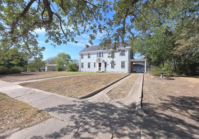Photo 2 of Single family home for sale at 401 S 8th Street, Coolidge, TX 76635 | MLS# 21396520 | Listing updated on 2026-09-29