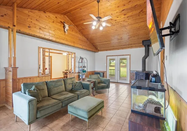 Photo 3 of Single family home for sale at 2360 Elk Rd, Gilmer, TX 75644 | MLS# 21397942 | Listing updated on 2026-09-29