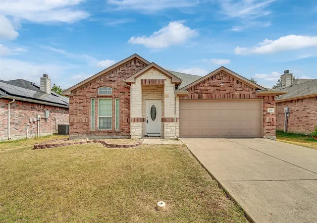 Photo 1 of Single family home for sale at 1616 Bob Dr, Royse City, TX 75189 | MLS# 21391978 | Listing updated on 2026-09-30