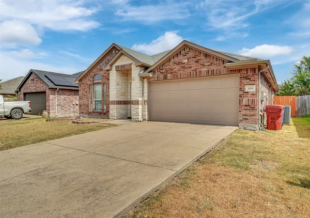 Photo 2 of Single family home for sale at 1616 Bob Dr, Royse City, TX 75189 | MLS# 21391978 | Listing updated on 2026-09-30