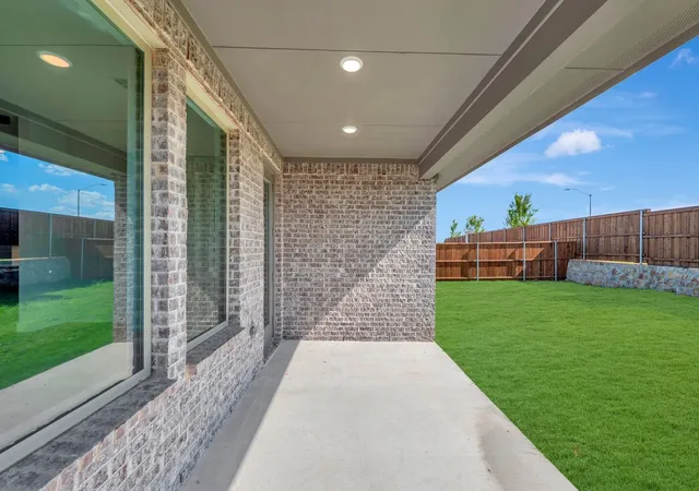 Photo 3 of Single family home for sale at 12525 Quay Dr, Haslet, TX 76052 | MLS# 21397973 | Listing updated on 2026-10-09