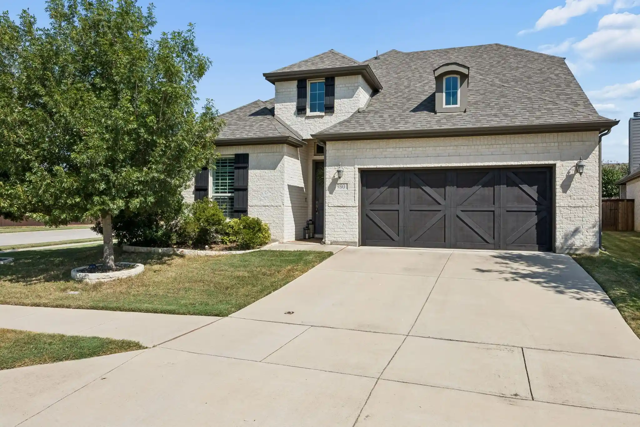 Photo 1 of Single family home for sale at 9801 Trl Map Dr, Fort Worth, TX 76036 | MLS# 21397237 | Listing updated on 2026-10-24