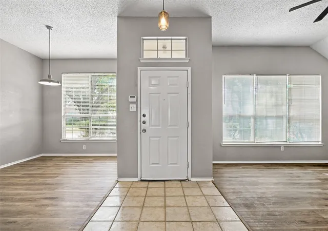 Photo 3 of Single family home for sale at 9510 Prestmont Pl, Frisco, TX 75035 | MLS# 21393253 | Listing updated on 2026-10-06